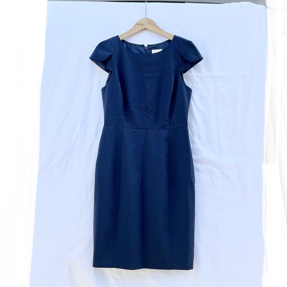 J.CREW | TULIP SLEEVE SUITING SHEATH DRESS IN NAVY SIZE 4 - Picture 4 of 9
